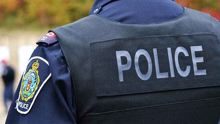 আসামি ধরতে গিয়ে হামলায় আহত পুলিশের এসআই