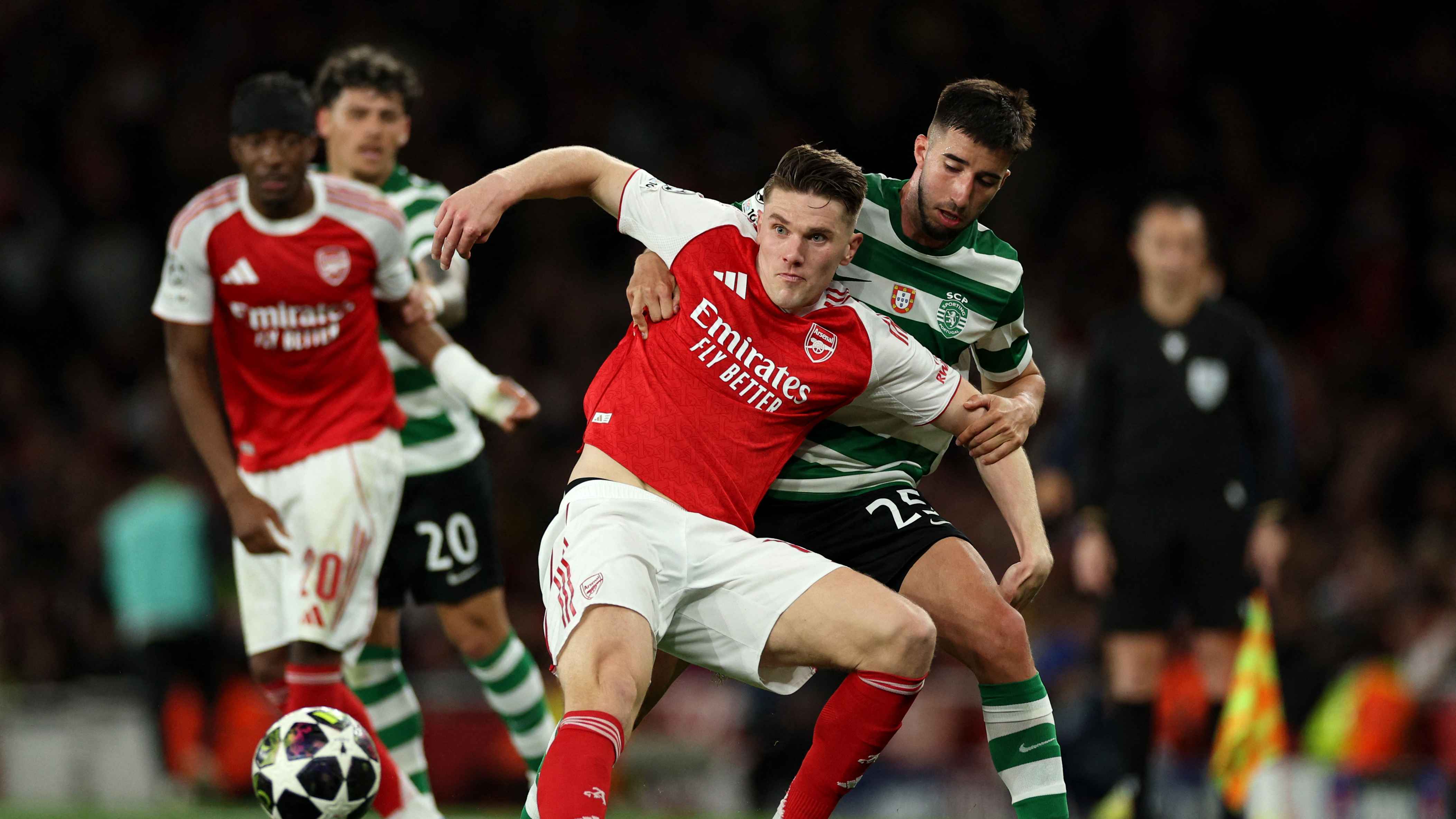 টানা দুই মৌসুমে চ্যাম্পিয়ন্স লিগের সেমিতে ওঠে আর্সেনালের ইতিহাস