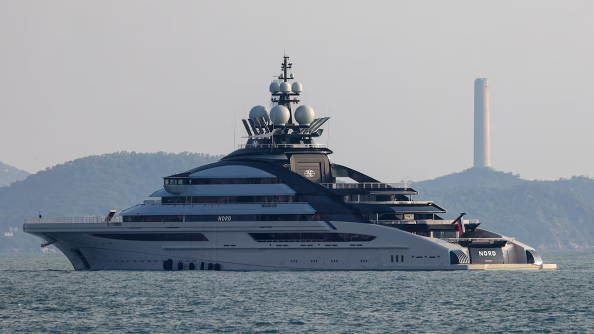 হরমুজ প্রণালি পার হলো রুশ প্রমোদতরী, বাধা দেয়নি ইরান-যুক্তরাষ্ট্র