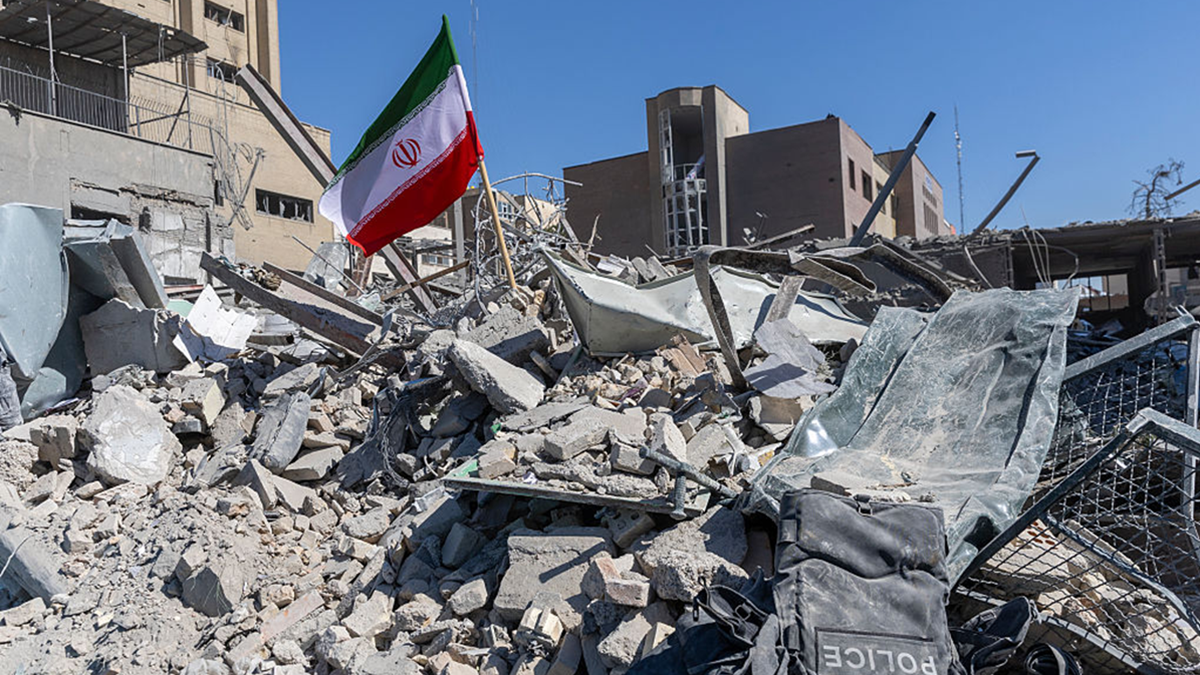 ইরানে ১৩ হাজারের বেশি লক্ষ্যবস্তুতে হামলার দাবি যুক্তরাষ্ট্রের