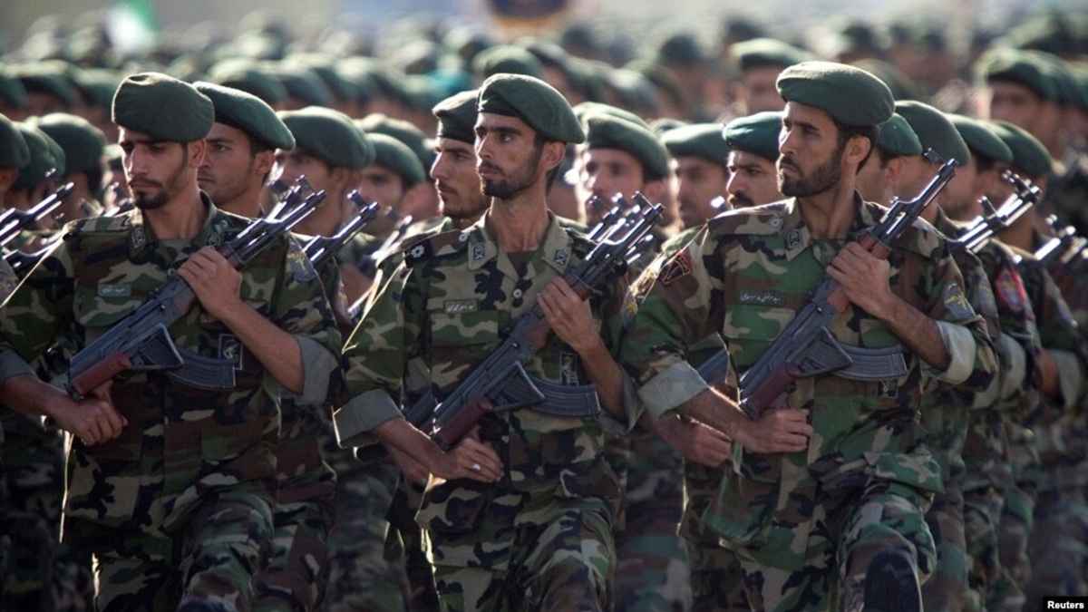 ট্রাম্পের ‘এক রাতে গুঁড়িয়ে দেওয়ার’ হুমকি অযৌক্তিক: ইরান সেনাবাহিনী