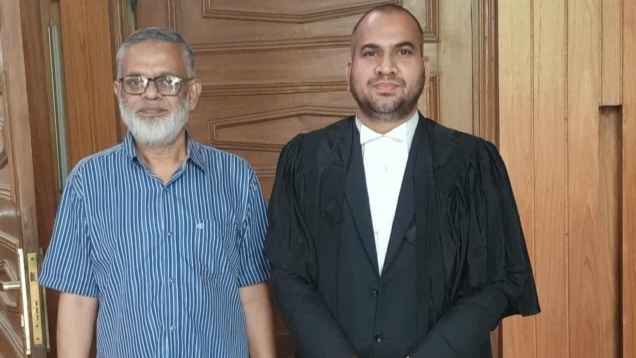 হাইকোর্টের আদেশে চেয়ারম্যান পদে ফিরলেন আলমগীর