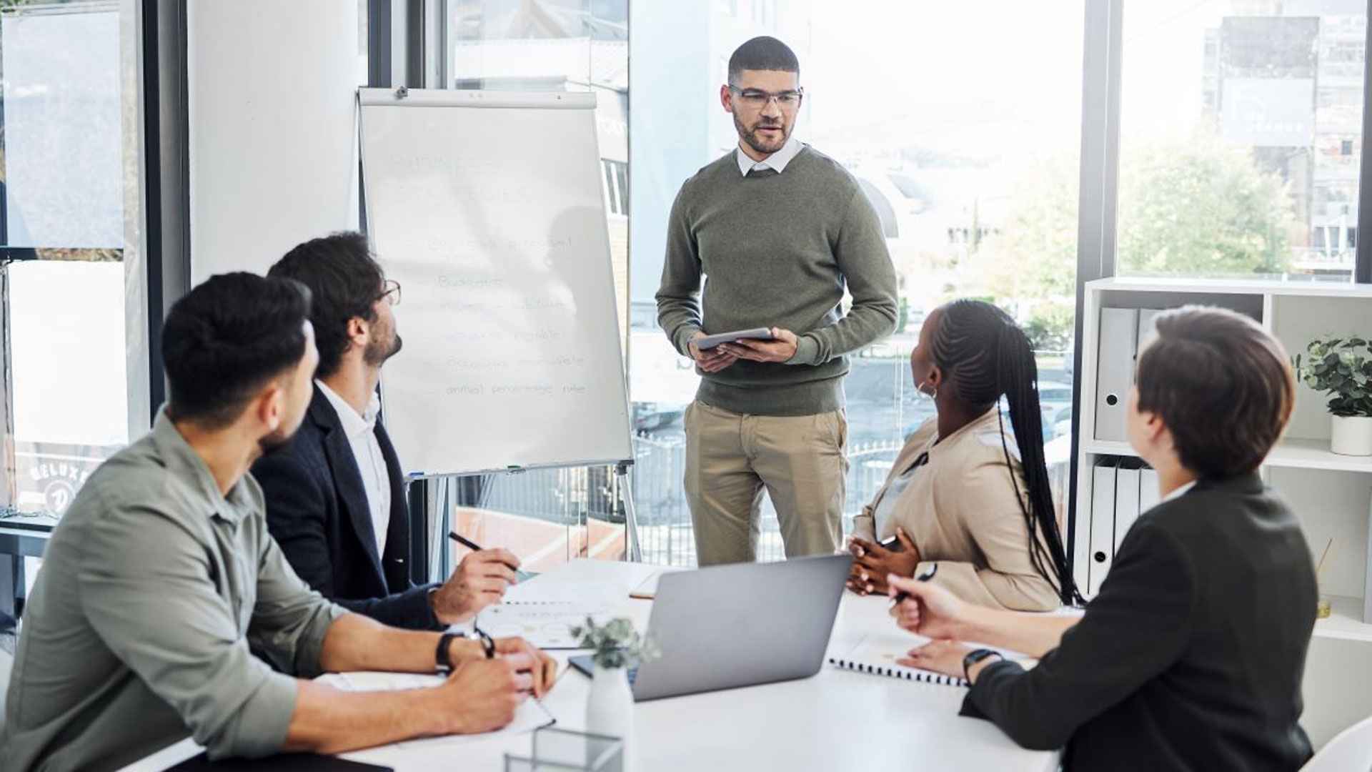 প্ল্যান ইন্টারন্যাশনালে নিয়োগ, বেতন ১ লাখ ৮৩ হাজার