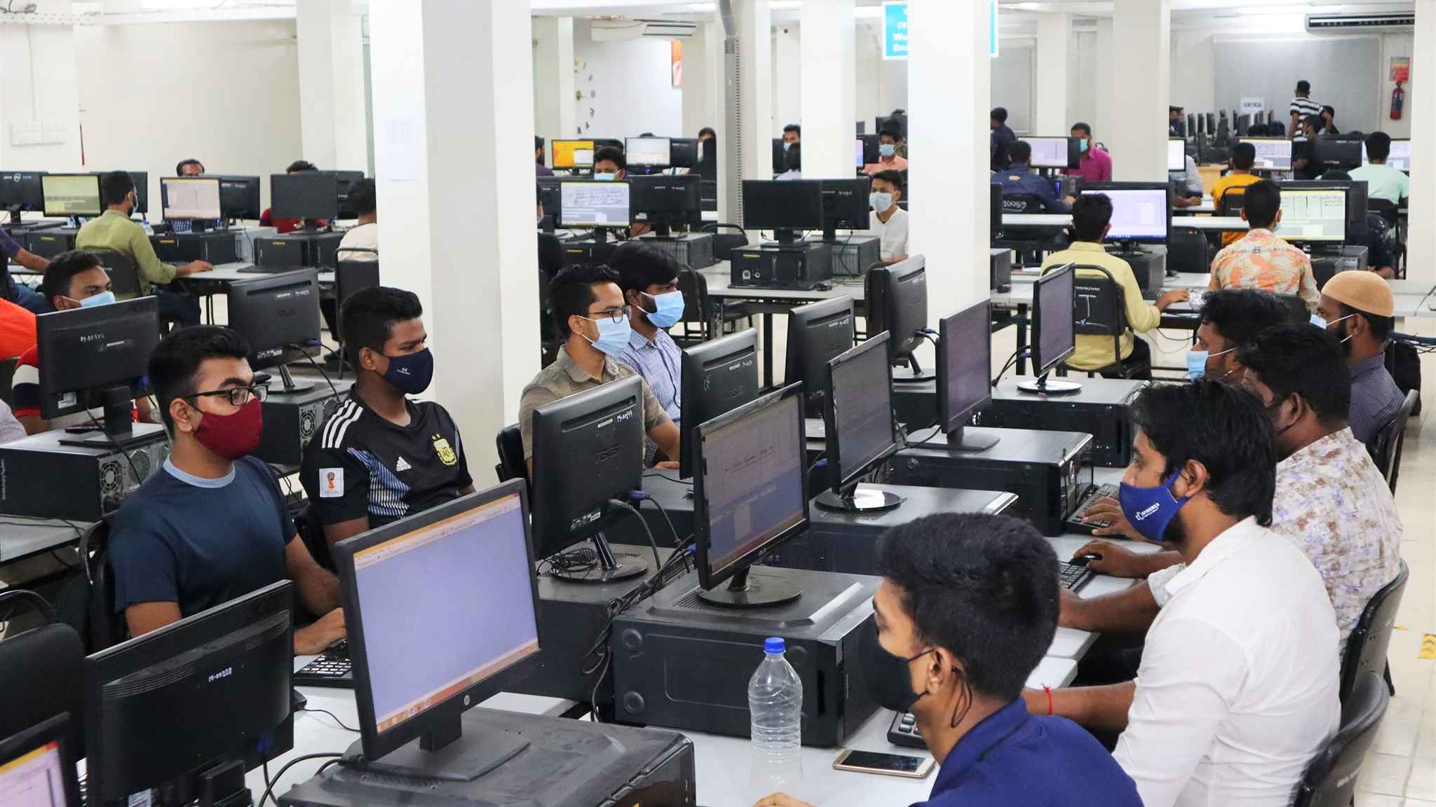 ৪০০ জনকে চাকরি দেবে গোল্ডেন হারভেস্ট, অভিজ্ঞতার প্রয়োজন নেই 