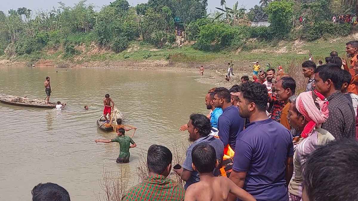 নদীতে গোসল করতে নেমে মাদরাসাছাত্র নিখোঁজ, এক ঘণ্টা পর মিলল মরদেহ
