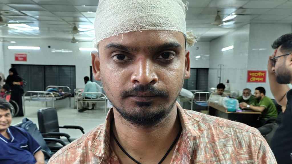 জুলাই আন্দোলনের তথ্যচিত্রের বকেয়া নিতে গিয়ে হামলার শিকার নির্মাতা