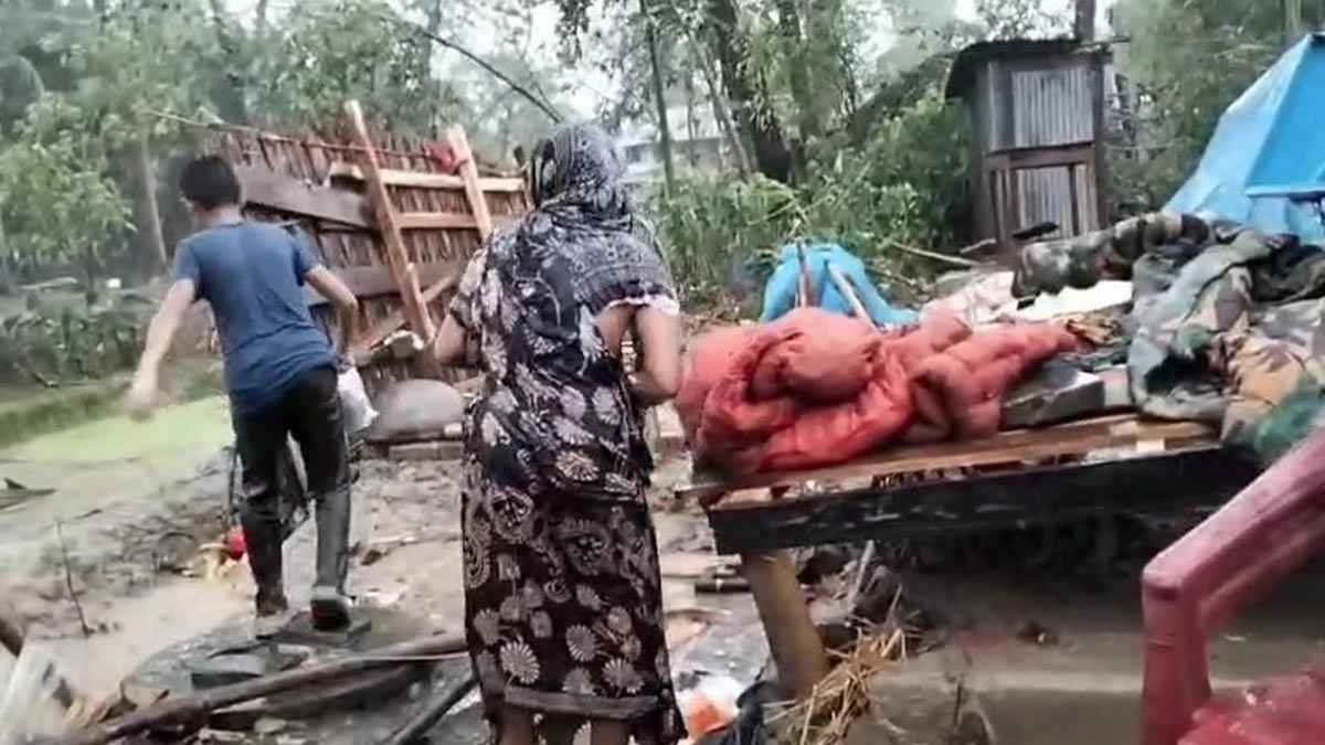 কালবৈশাখীর তাণ্ডবে কলাপাড়ায় অর্ধশতাধিক ঘরবাড়ি ক্ষতিগ্রস্ত