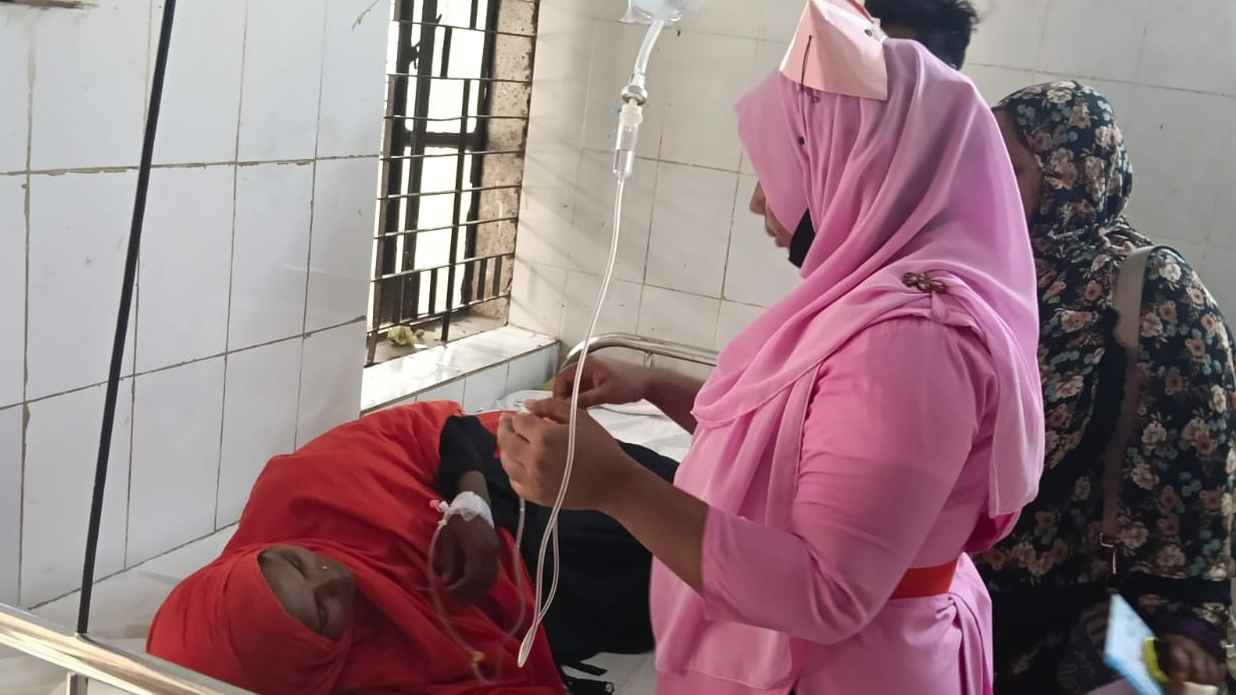 কিস্তির টাকা না পেয়ে অন্তঃসত্ত্বা গৃহবধূকে মারধরের অভিযোগ