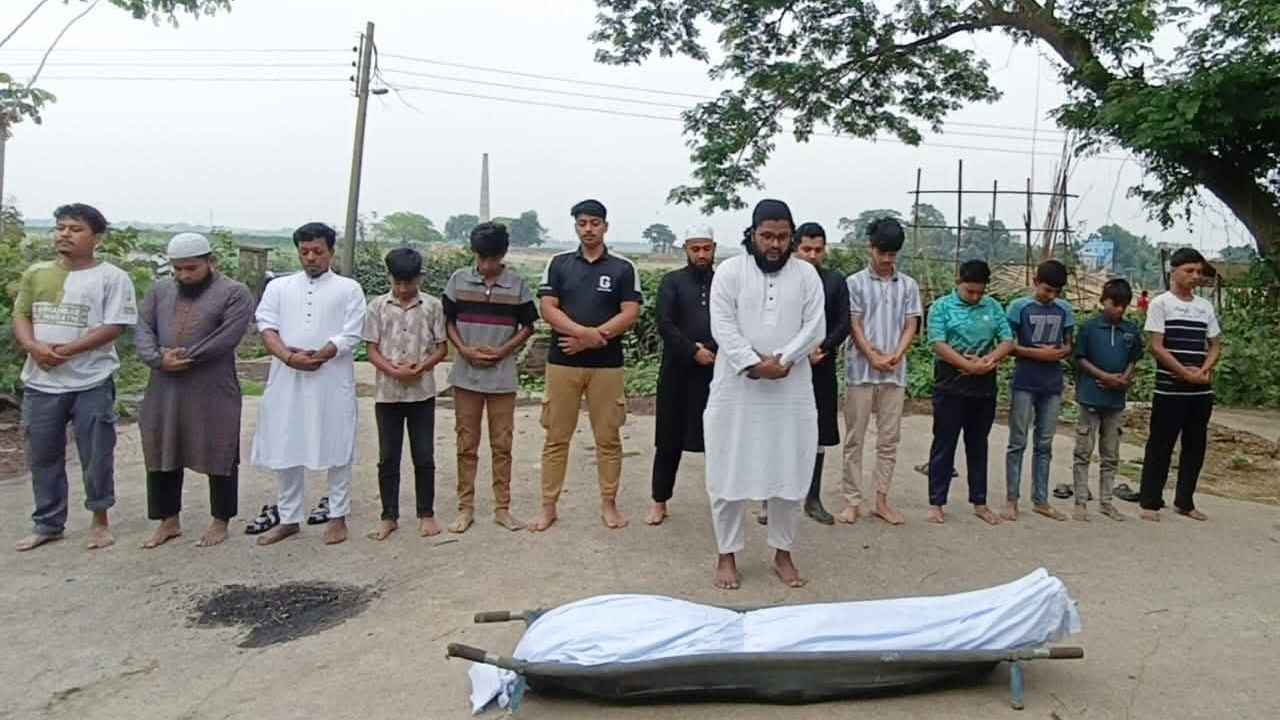 ৫ বছরে ২৫০ বেওয়ারিশ লাশ দাফন করল ‘ব্রাহ্মণবাড়িয়া বাতিঘর’