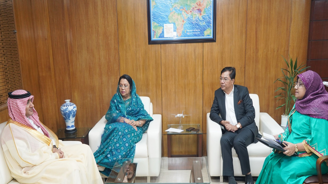 বিমান মন্ত্রী ও প্রতিমন্ত্রীর সঙ্গে সৌদি রাষ্ট্রদূতের সৌজন্য সাক্ষাৎ