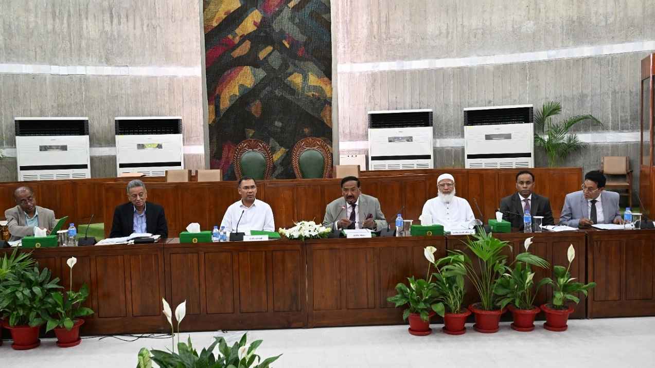 সংসদ সচিবালয় কমিশনের ৩৭তম বৈঠক অনুষ্ঠিত