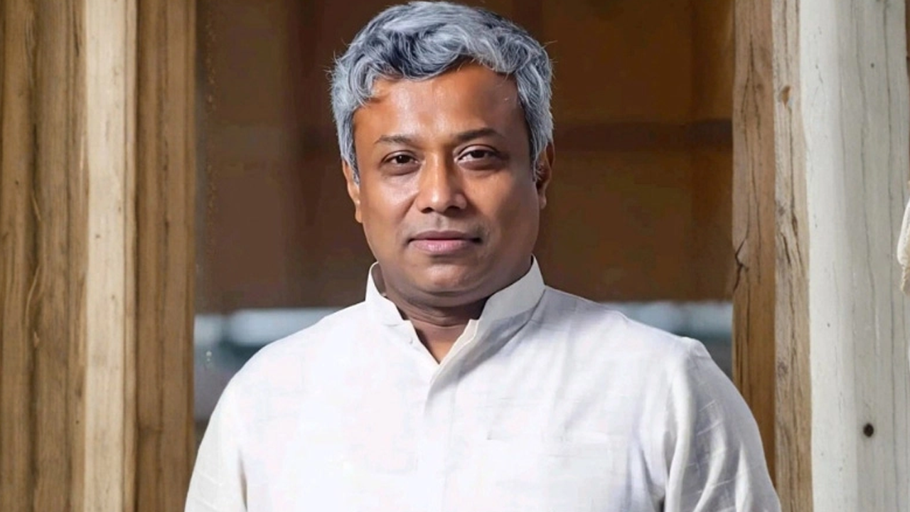 বিদ্যুৎ প্রতিমন্ত্রীর নামে ছড়ানো ফটোকার্ডটি ভুয়া, থানায় জিডি