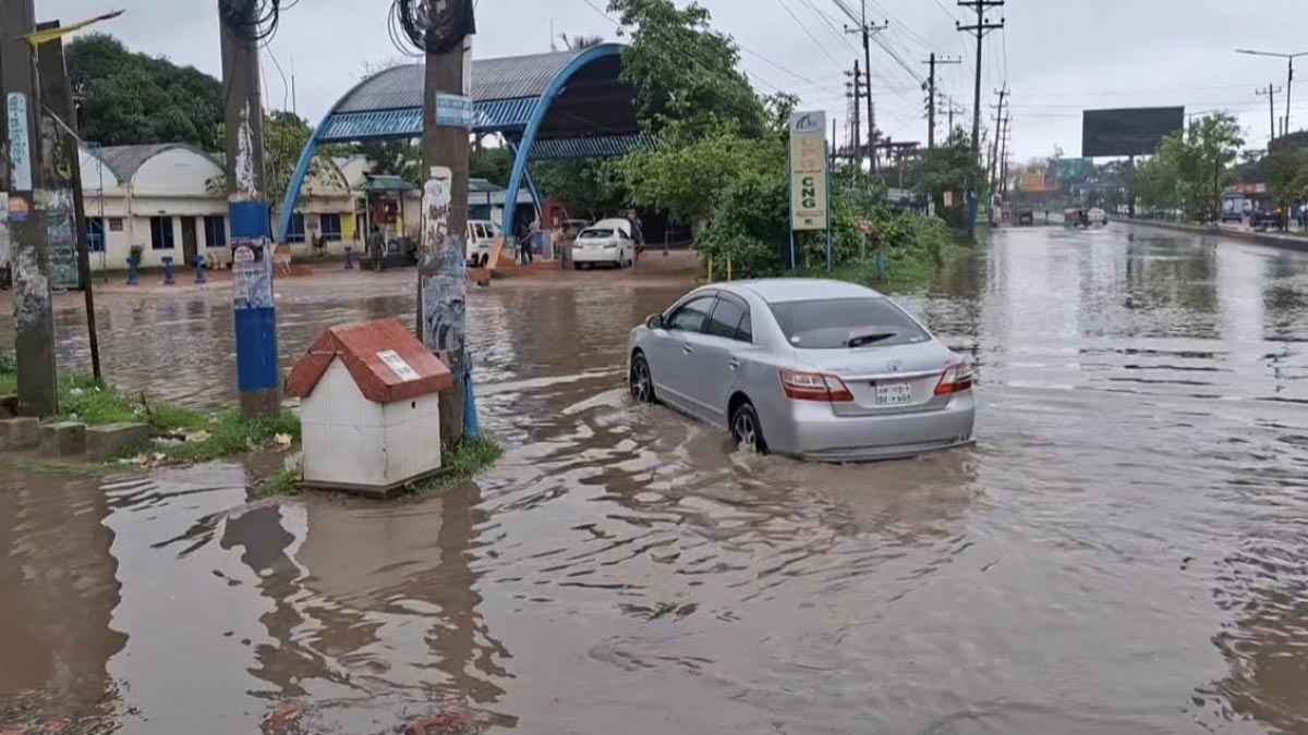 ময়মনসিংহে তিন ঘণ্টায় ৪০ মিলিমিটার বৃষ্টিপাত