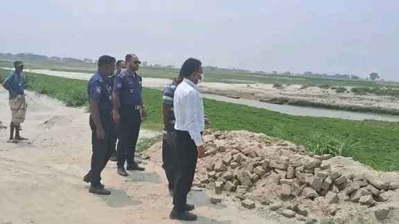 নাটোরে পৃথক অভিযানে লাখ টাকা জরিমানা