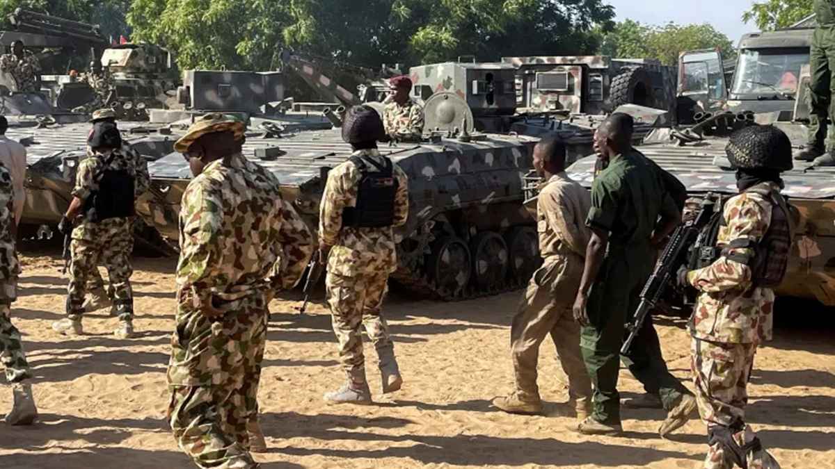 নাইজেরিয়ার গ্রামে বিমান হামলায় বহু হতাহতের শঙ্কা