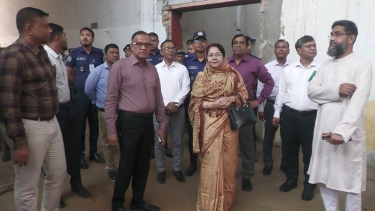 ‘দেশের সমস্ত জুট মিল চালুর উদ্যোগ নিয়েছে সরকার’ 