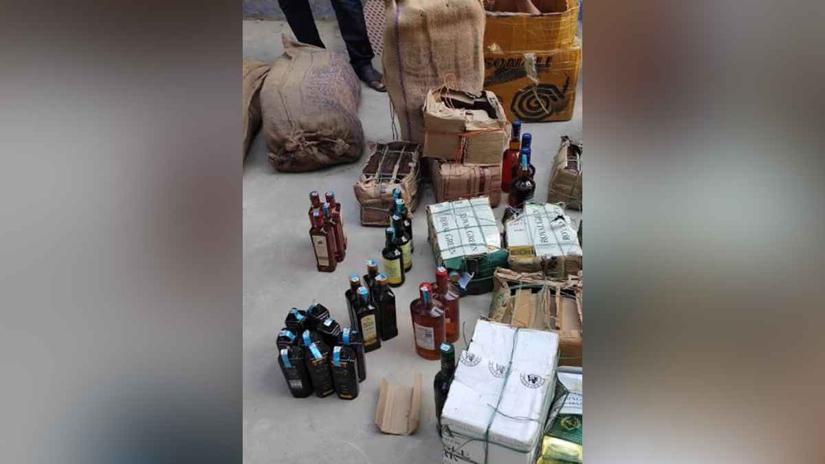 কোম্পানীগঞ্জে বিপুল পরিমাণ বিদেশি মদসহ আটক ১