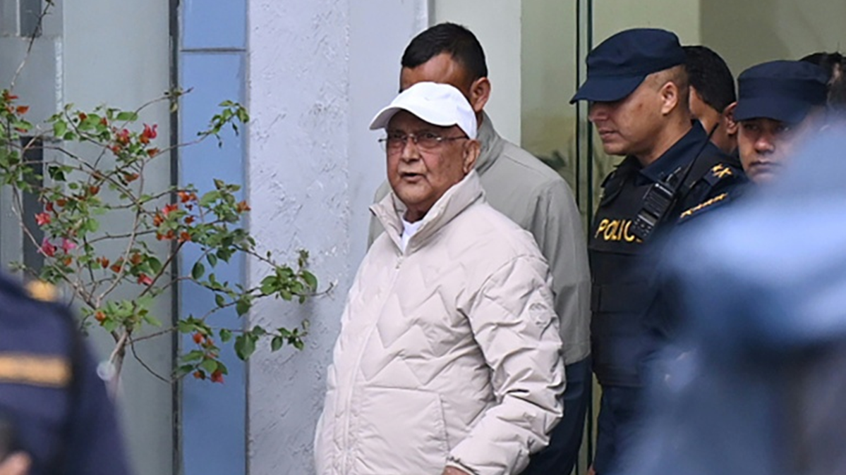 জামিনে মুক্তি পেলেন নেপালের সাবেক প্রধানমন্ত্রী ওলি