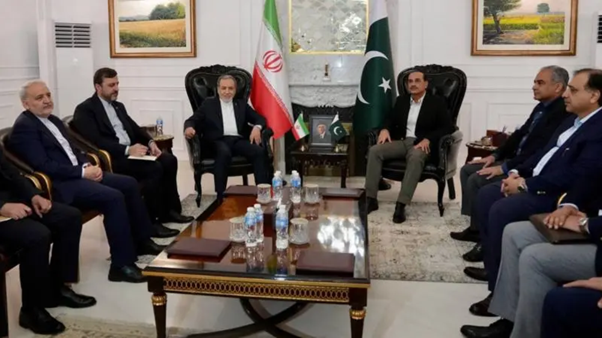 পাকিস্তানের সেনাপ্রধানের সঙ্গে ইরানের পররাষ্ট্রমন্ত্রীর বৈঠক