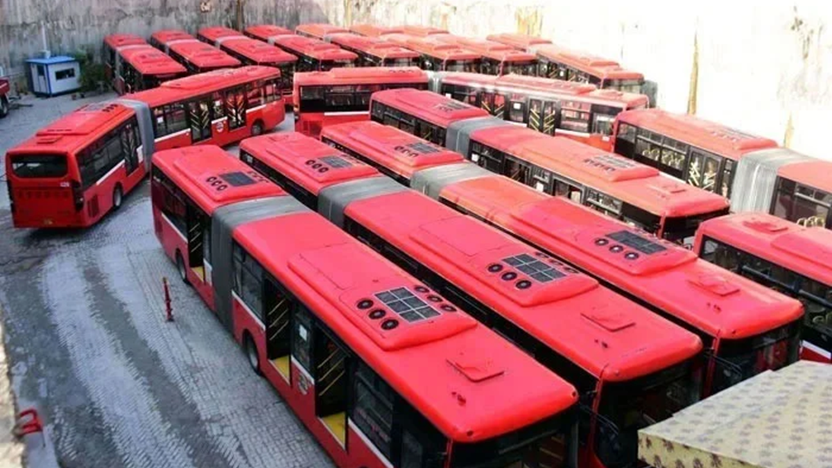 ইসলামাবাদ-পাঞ্জাবে গণপরিবহনের ভাড়া  ফ্রি ঘোষণা পাকিস্তানের