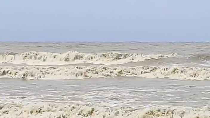 বঙ্গোপসাগরে বায়ুচাপের তারতম্যের আধিক্য, পায়রা বন্দরে ৩ নম্বর সংকেত