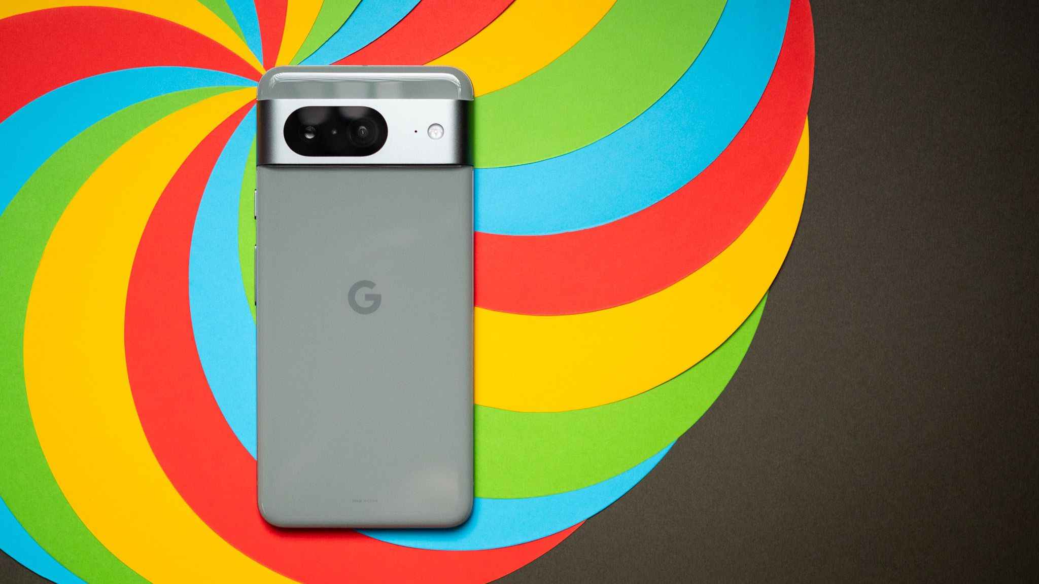 গুগল পিক্সেল স্মার্টফোনের দাম কমল ৪০ হাজার