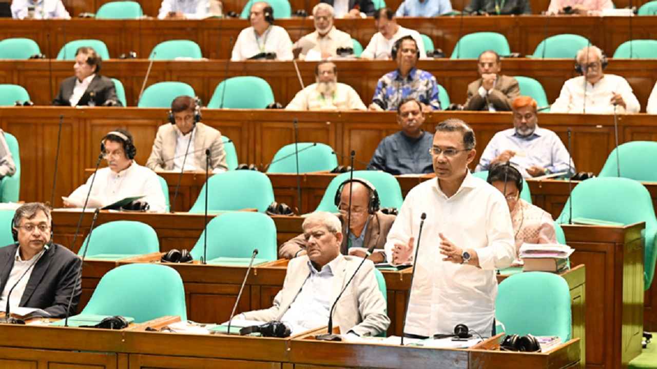 ৫ লাখ সরকারি কর্মচারী নিয়োগের সিদ্ধান্ত হয়েছে: সংসদে প্রধানমন্ত্রী