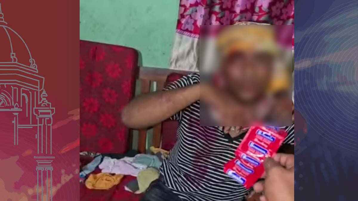 গভীর রাতে আসামির স্ত্রীর ঘর থেকে এএসআইকে গণপিটুনি দিল এলাকাবাসী