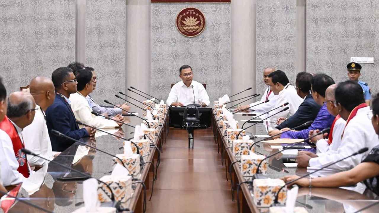 প্রোটেস্ট্যান্ট চার্চের নেতাদের সঙ্গে শুভেচ্ছা বিনিময় প্রধানমন্ত্রীর