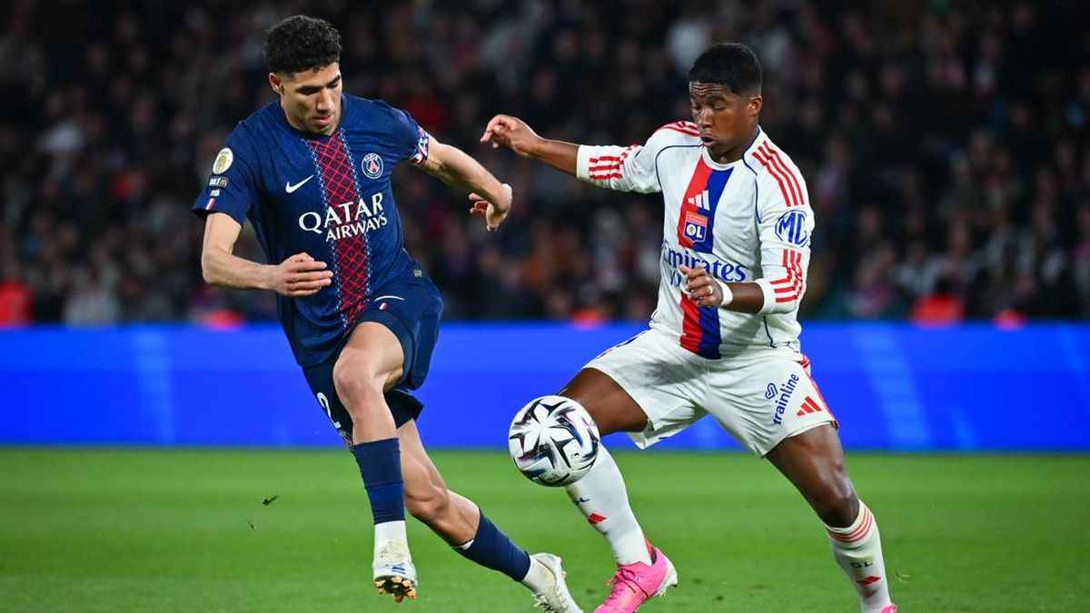 এন্ড্রিকের নৈপুণ্যে পিএসজিকে হারিয়ে চমক লিওঁর