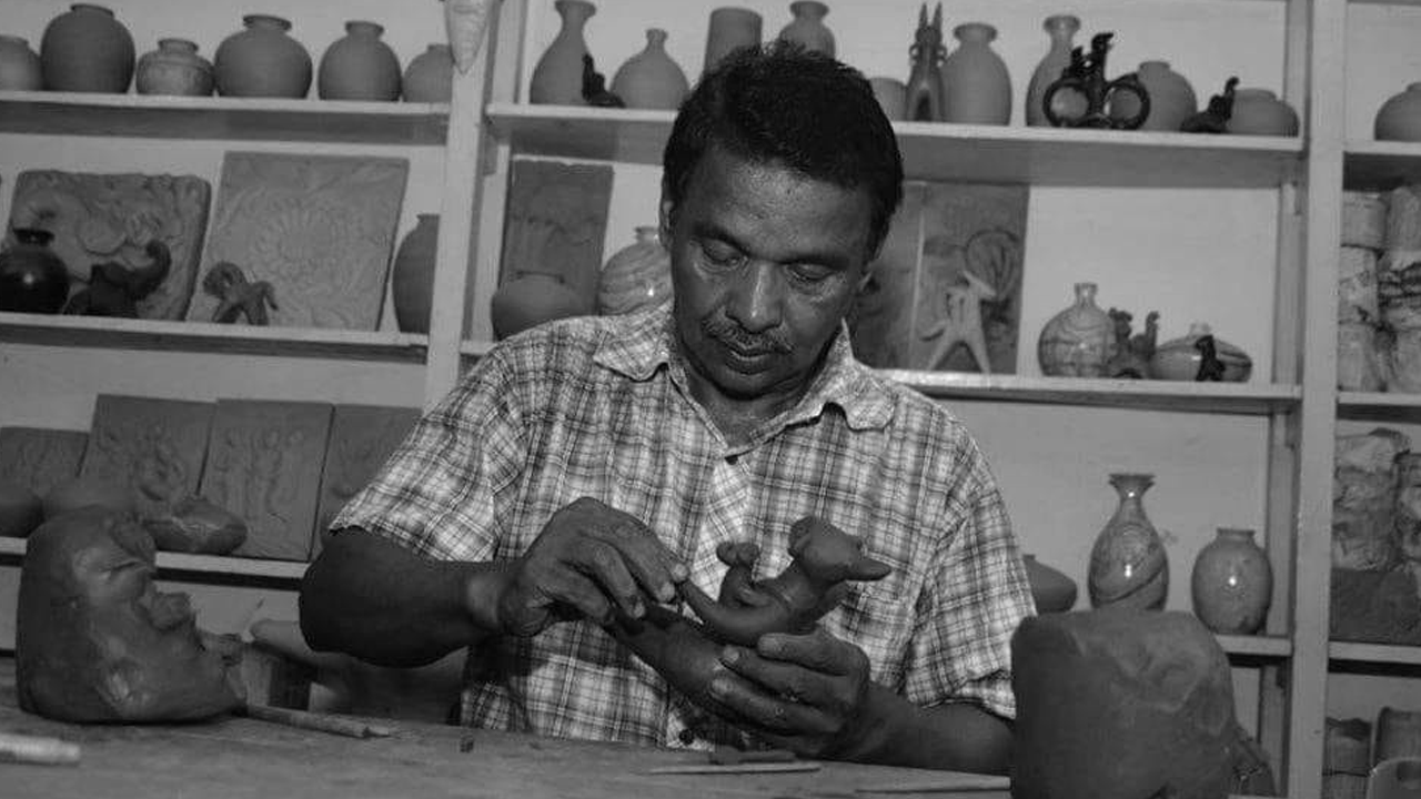 বাঙালি ঐতিহ্যের টেপাপুতুল-টেরাকোটার রূপকার কে এই মরন চাঁদ?