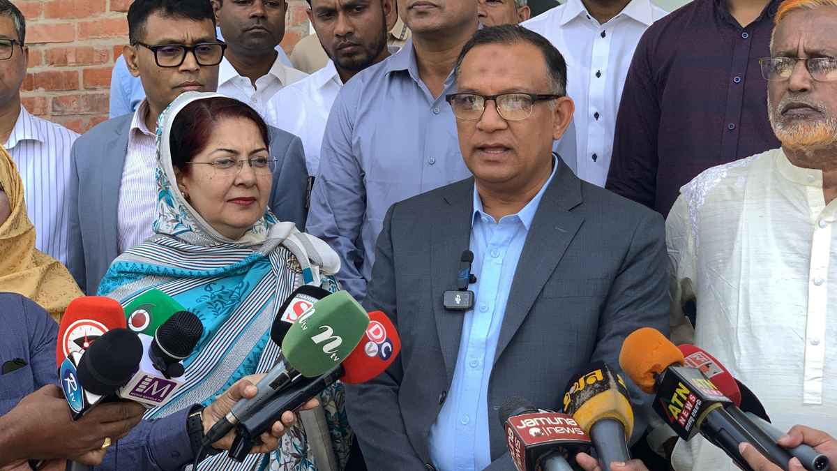 ‘সিল্কের ঐতিহ্য রক্ষায় দেশি-বিদেশি বিনিয়োগে কাজ করা হবে’