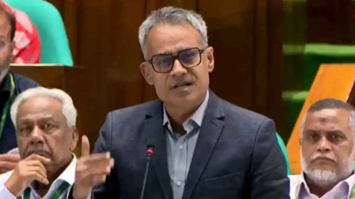 এসি বাস-মিনিবাসে আলাদা ভাড়ার তালিকা হচ্ছে, দেখা যাবে ডিসপ্লেতে