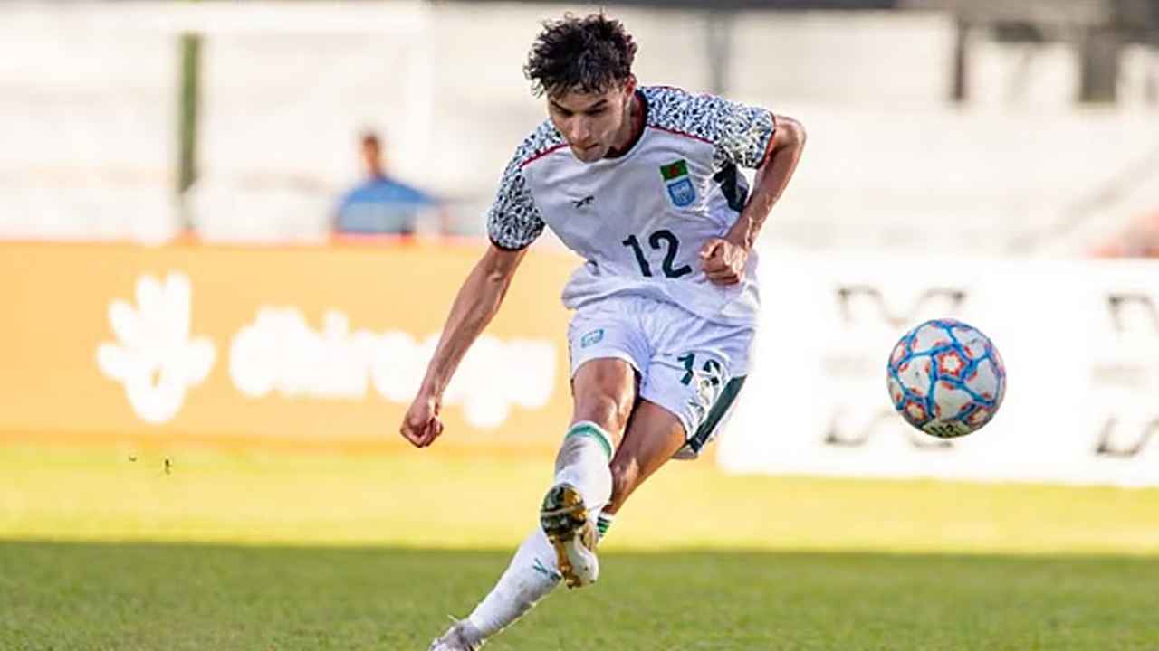 খাবারের ভিডিও থেকে বাংলাদেশ দলে রোনান সুলিভান