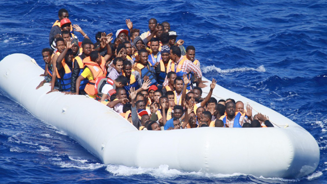 ভূমধ্যসাগরে ফের নৌকাডুবি, নিখোঁজ ৭০  