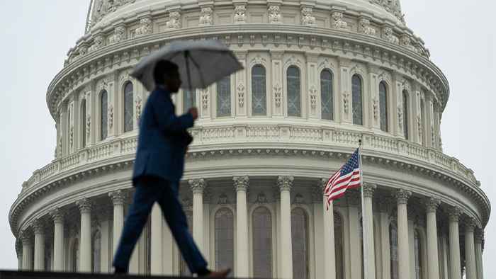 ট্রাম্পের যুদ্ধ ক্ষমতা কমাতে মার্কিন সিনেটে ভোট