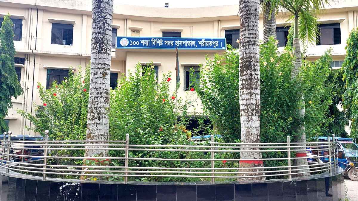 শৈশবের ডানা ভাঙল হামের ঝড়ে; শরীয়তপুরে এক শিশুর বিষাদময় বিদায়