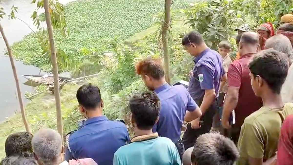 ফুলজোড় নদীর পাশ থেকে অটোভ্যান চালকের মরদেহ উদ্ধার