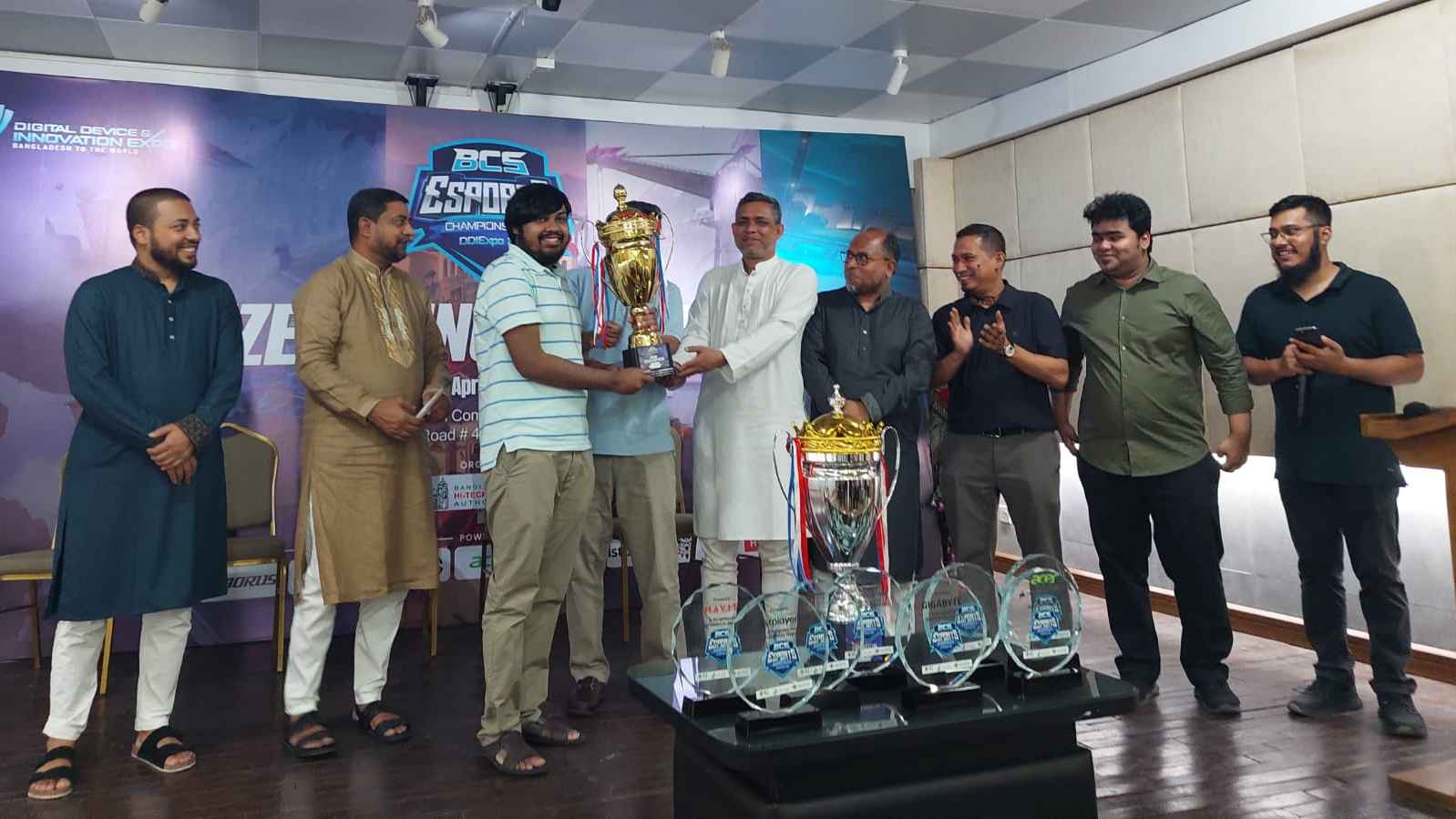 বিসিএস ই-স্পোর্টস চ্যাম্পিয়নশিপের পুরস্কার বিতরণ অনুষ্ঠিত