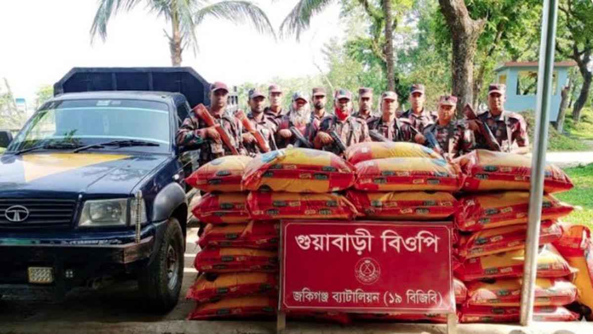 হাতিয়ায় ৬ হাজার লিটার অবৈধ তেলসহ আটক ৪