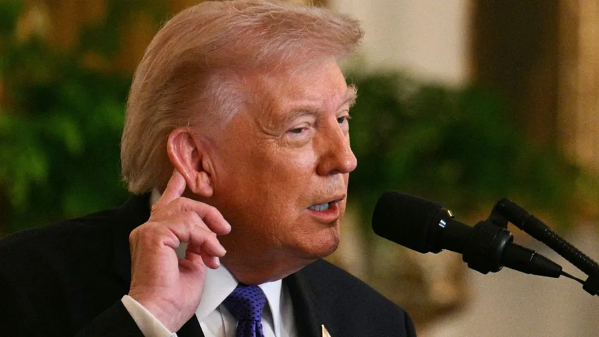 ইরান যুদ্ধকে ‘ছোটখাটো বিচ্যুতি’ বললেন ট্রাম্প