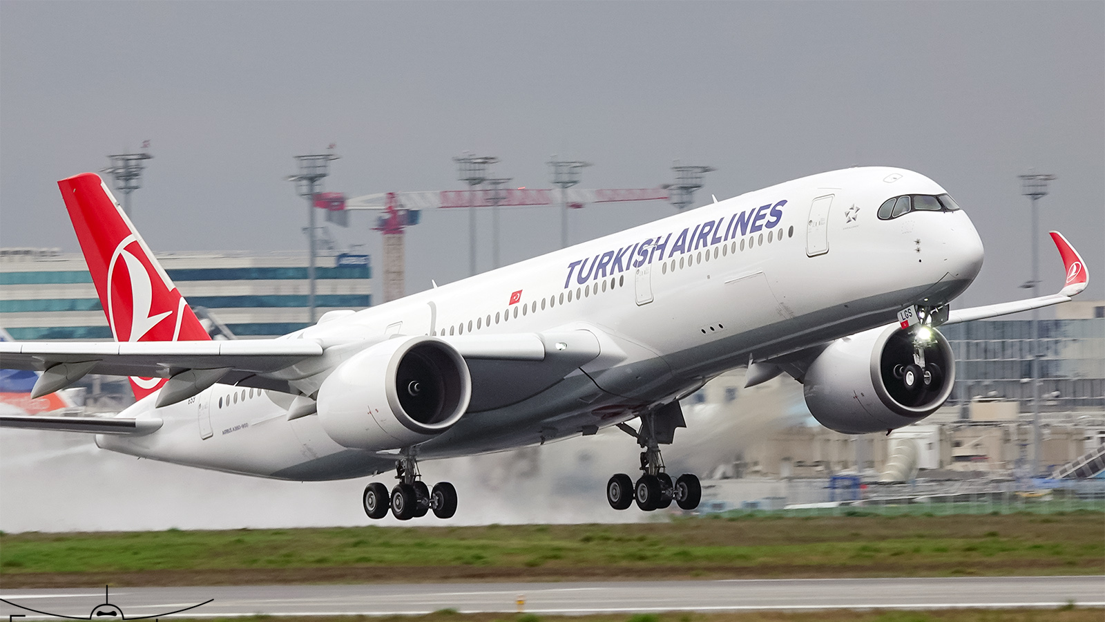 ১৮টি গন্তব্যে ফ্লাইট স্থগিত করছে টার্কিশ এয়ারলাইন্স