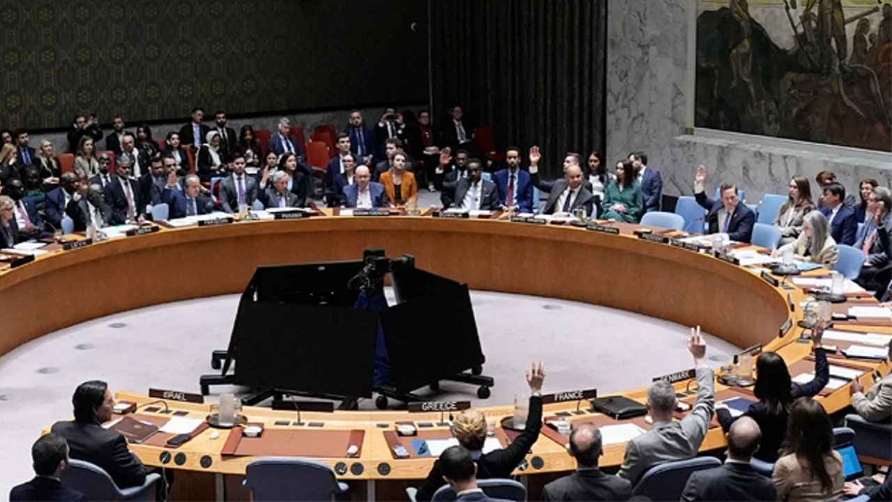 হরমুজ সুরক্ষায় সামরিক শক্তি প্রয়োগ প্রস্তাবে নিরাপত্তা পরিষদে ভোট আজ