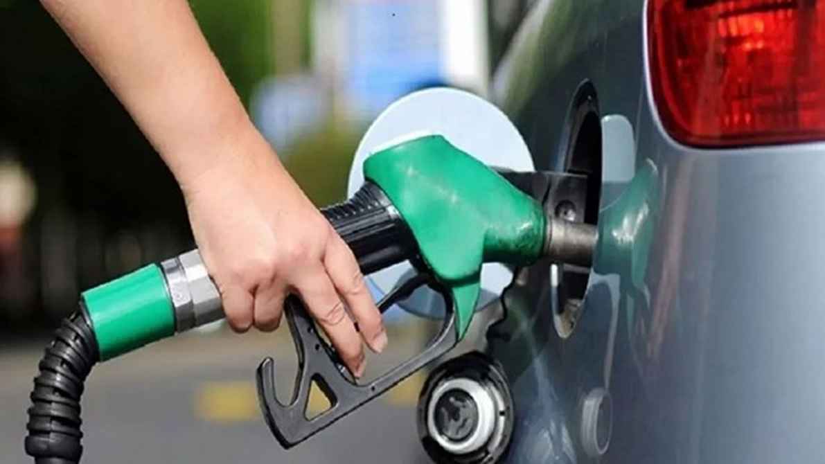 ট্রাম্পের বক্তব্যের পরই লাফিয়ে বাড়ল তেলের দাম