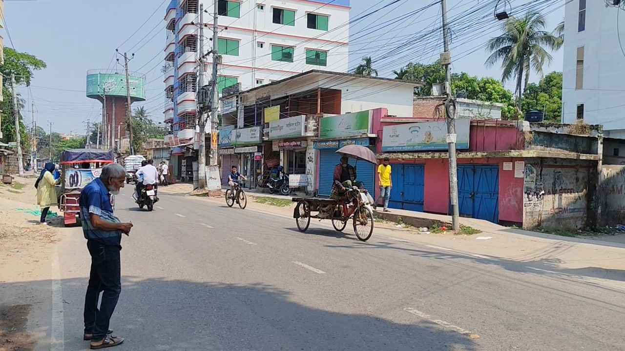 চুয়াডাঙ্গায় চলতি মৌসুমের সর্বোচ্চ তাপমাত্রা, অতিষ্ঠ জনজীবন