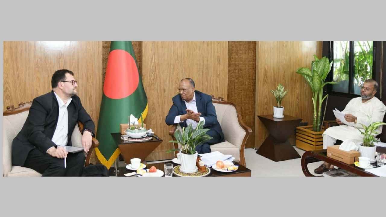 পরিবেশ রক্ষায় এআই প্রযুক্তির ব্যবহার ও বিনিয়োগের আগ্রহ বিশ্বব্যাংকের