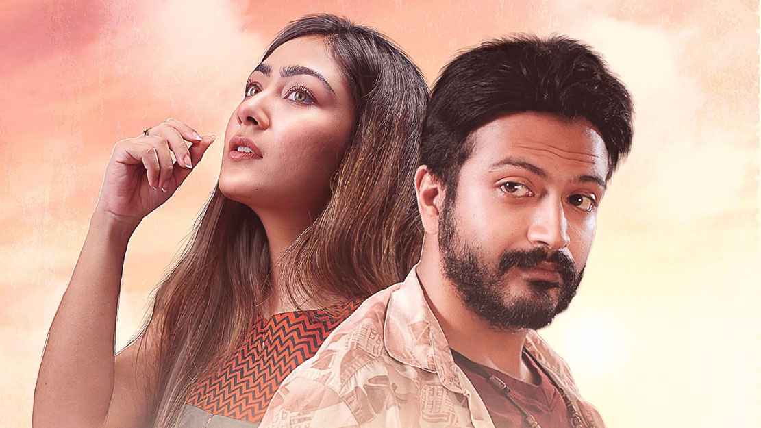 অটোচালকের সঙ্গে অপ্রত্যাশিতভাবে সম্পর্কে জড়ায় উপন্যাসিক উমা! 