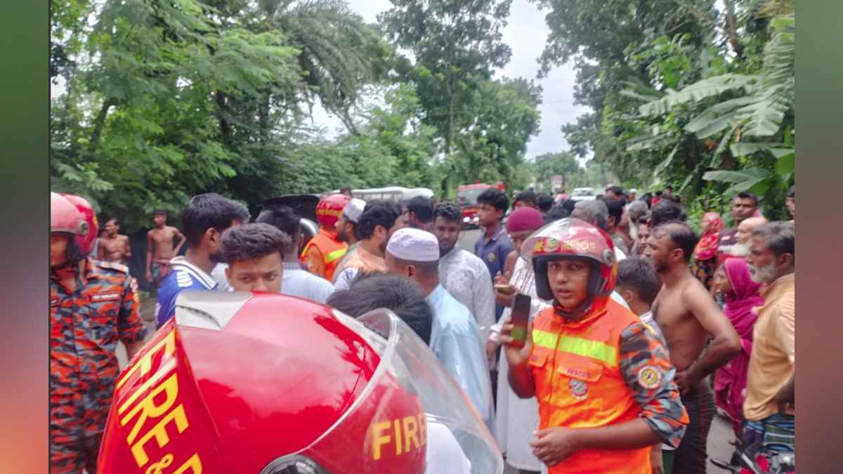 বাগেরহাটে ট্রাকচাপায় মোটরসাইকেলচালকের মৃত্যু