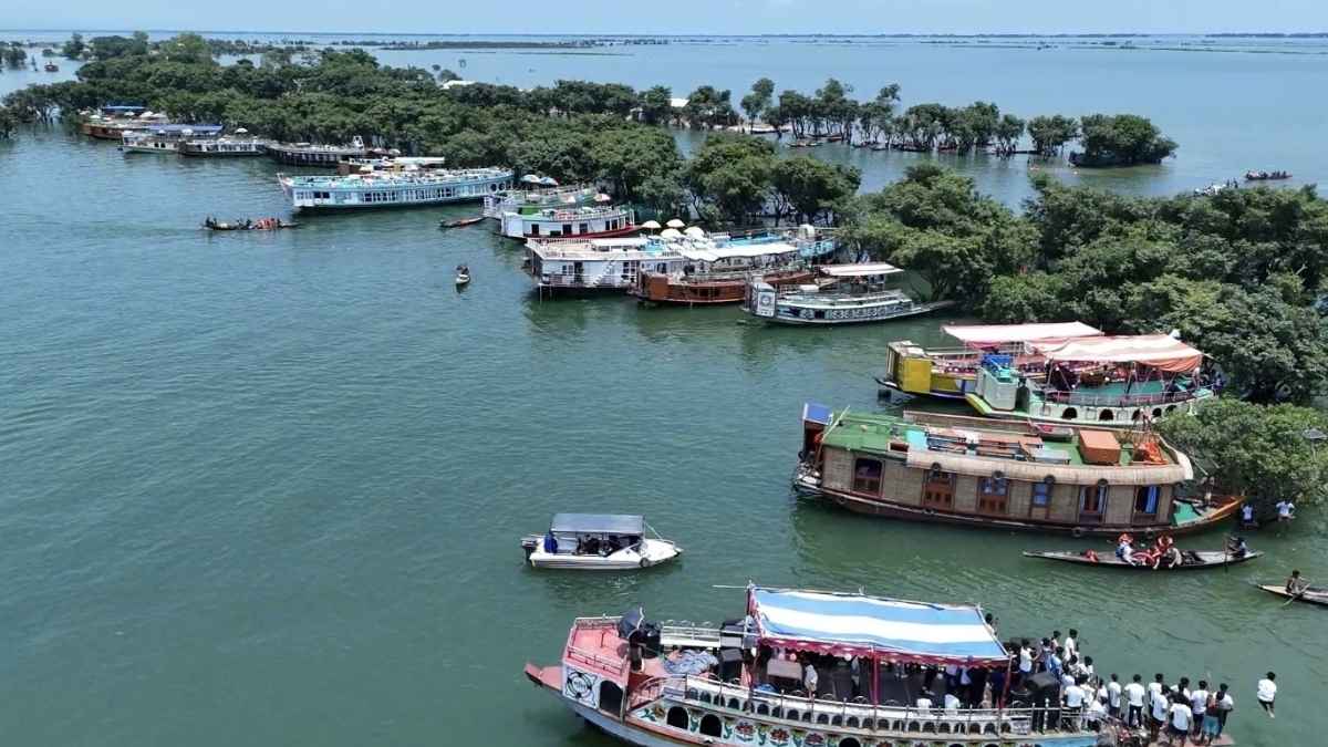 টাঙ্গুয়ার হাওরে গোসলে নেমে পর্যটকের মৃত্যু