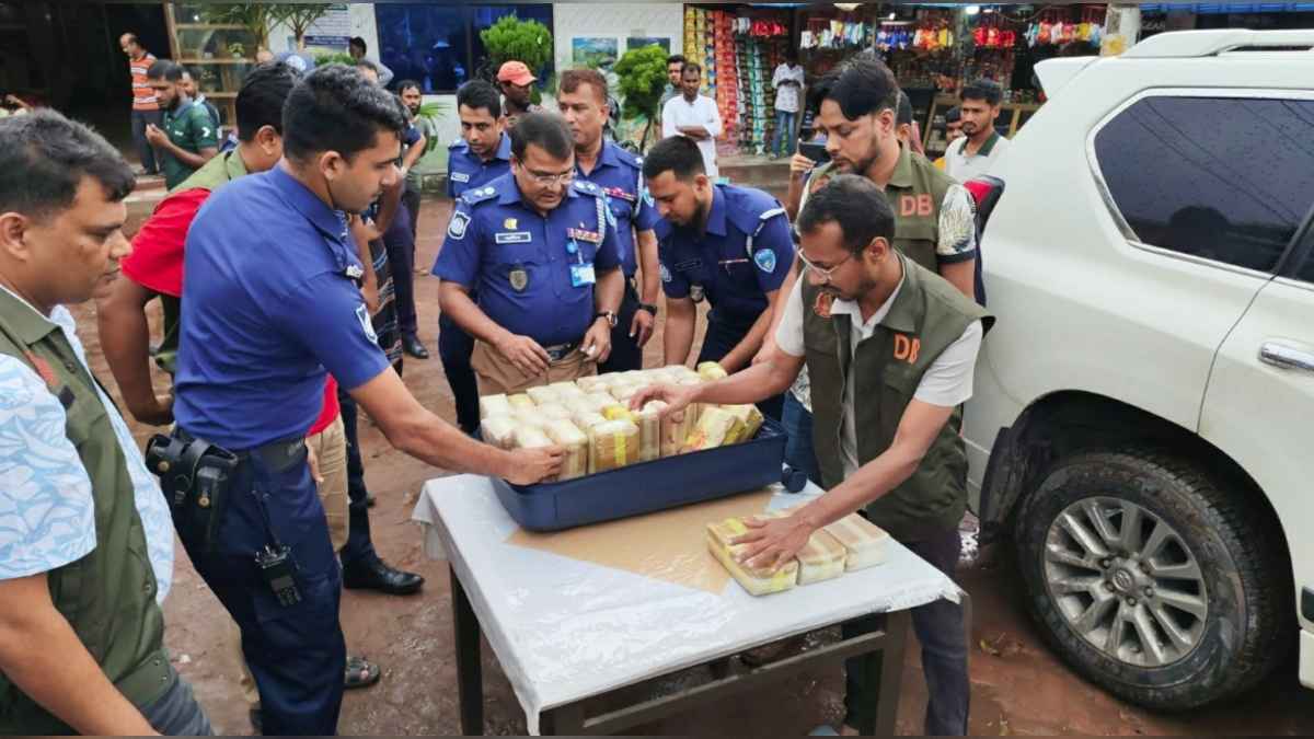 প্রাডো গাড়িতে ৩ লাখ ইয়াবা, চালকসহ আটক ২